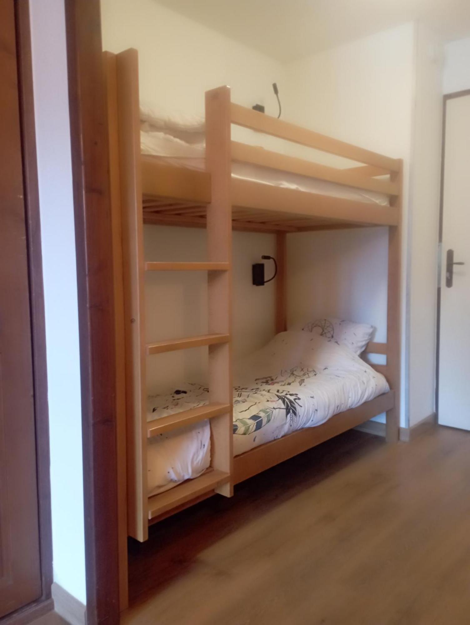 Grand Studio Tout Confort Pour 4 Personnes Брид ле Бен Екстериор снимка